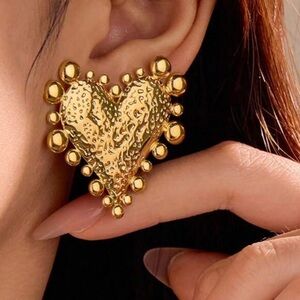 18k gold plated Heart ❤️ Shaped earrings/studs